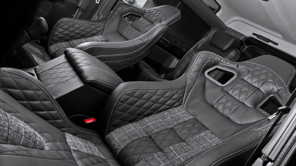 Front Gtb Sport Seats In Quilted Perforated Leather Pair